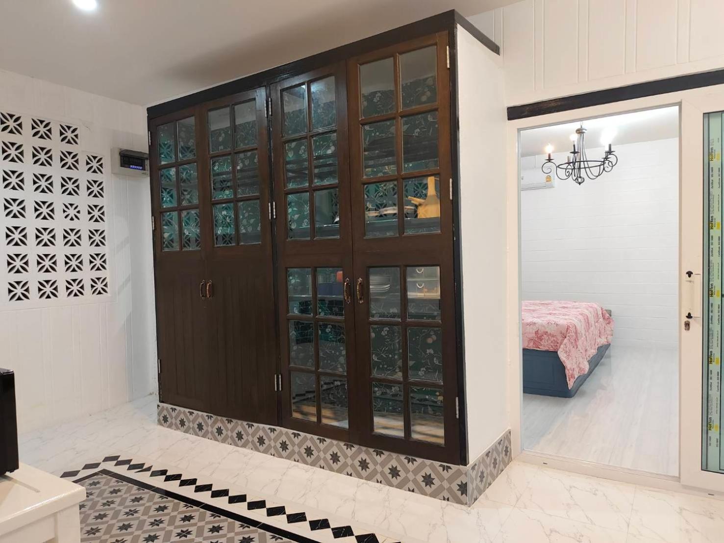 At Night Hotel Chumphon Luaran gambar