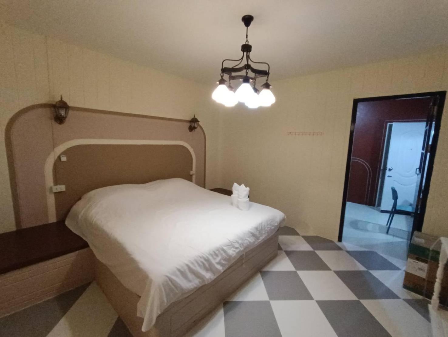 At Night Hotel Chumphon Luaran gambar