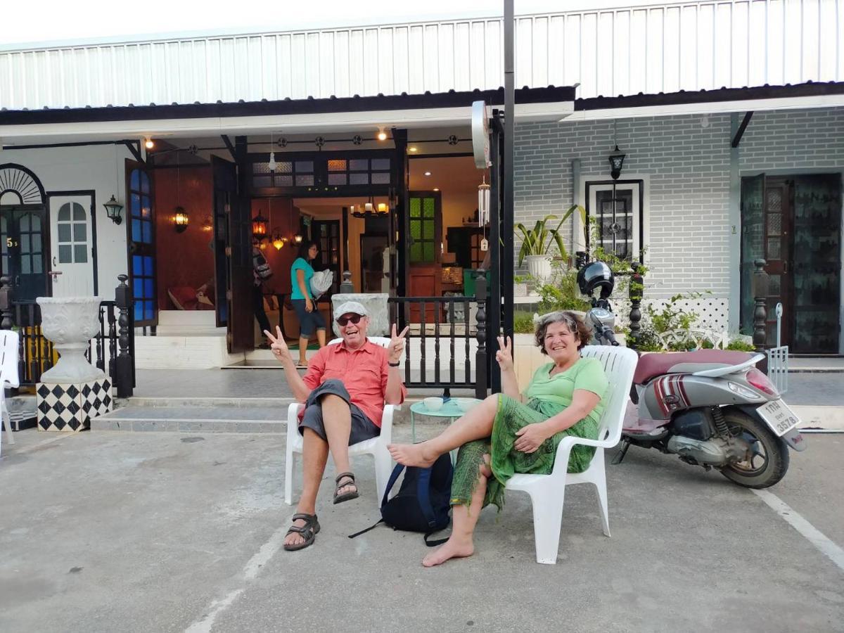 At Night Hotel Chumphon Luaran gambar